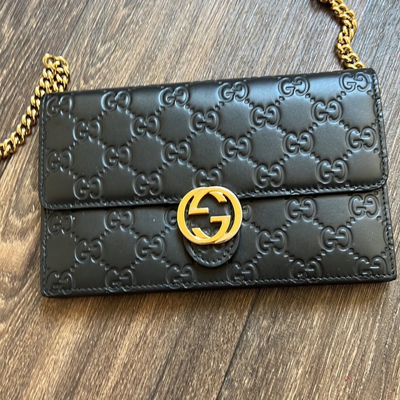 Gucci Chain Wallet - Picture 3 of 11